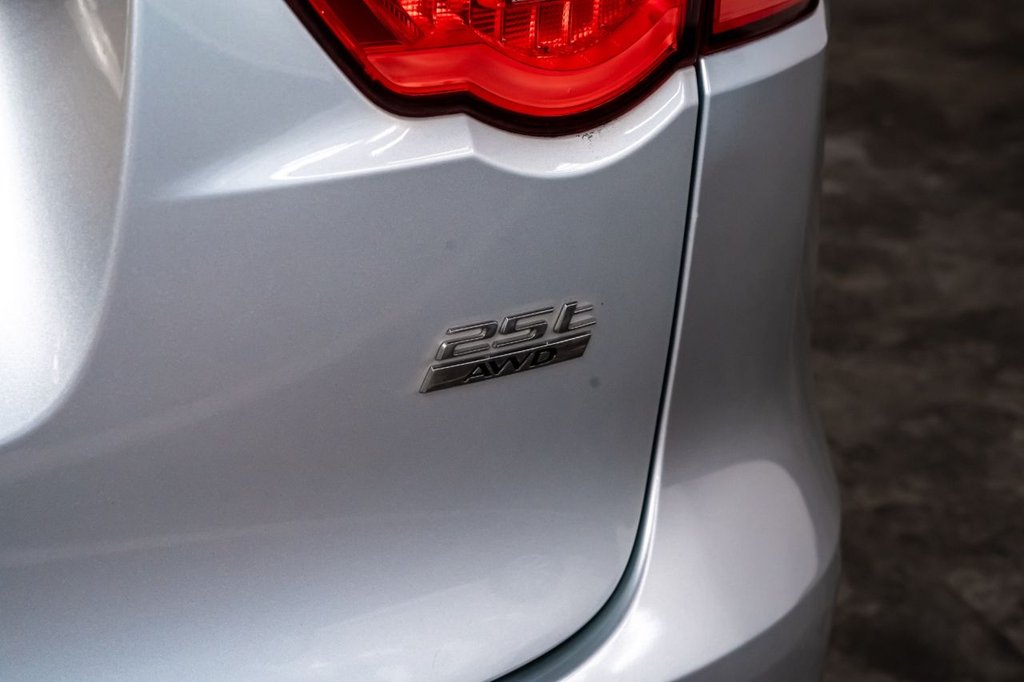 Used Jaguar F-Pace 2018 for sale - 77654492: Photo 43