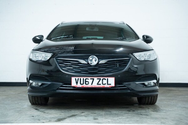Used Vauxhall Insignia 2017 for sale - 76147375: Photo 2