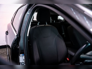 Used Ford Focus 2018 for sale - 76632364: Photo