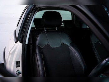 Used Vauxhall ADAM 2015 for sale - 76327899: Photo