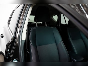 Used Toyota RAV4 2015 for sale - 79288288: Photo