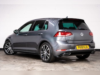 Used Volkswagen Golf 2018 for sale - 78271687: Photo