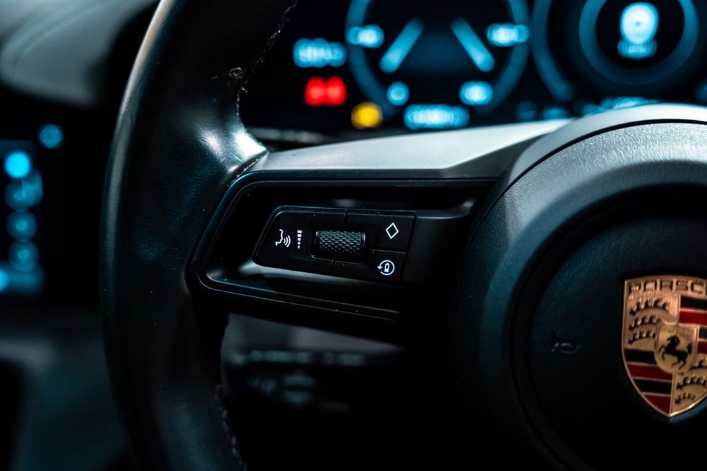 Used Porsche Taycan 2022 for sale - 78068360: Photo 18