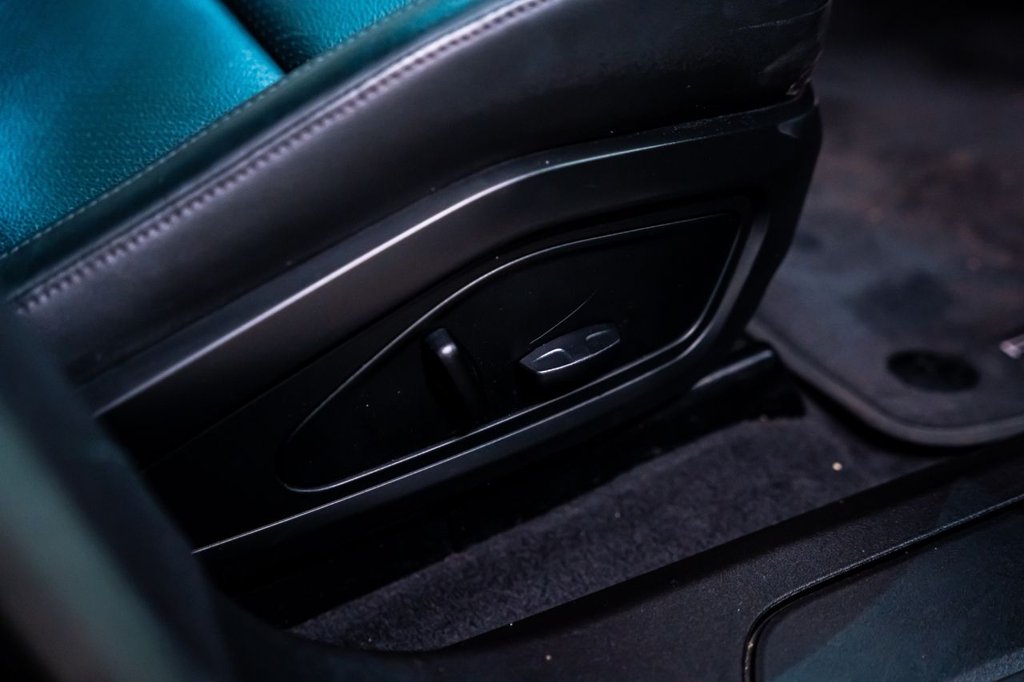 Used Porsche Taycan 2022 for sale - 78068360: Photo 25