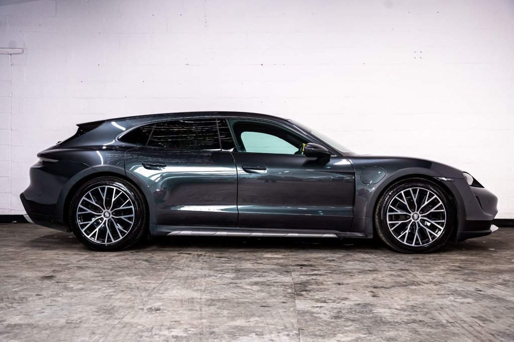 Used Porsche Taycan 2022 for sale - 78068360: Photo 26