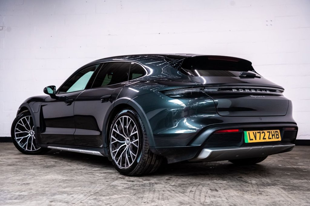 Used Porsche Taycan 2022 for sale - 78068360: Photo 3