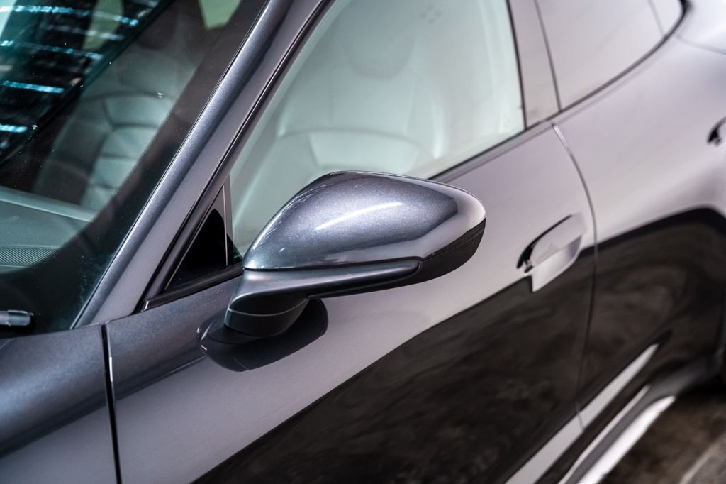 Used Porsche Taycan 2022 for sale - 78068360: Photo 40