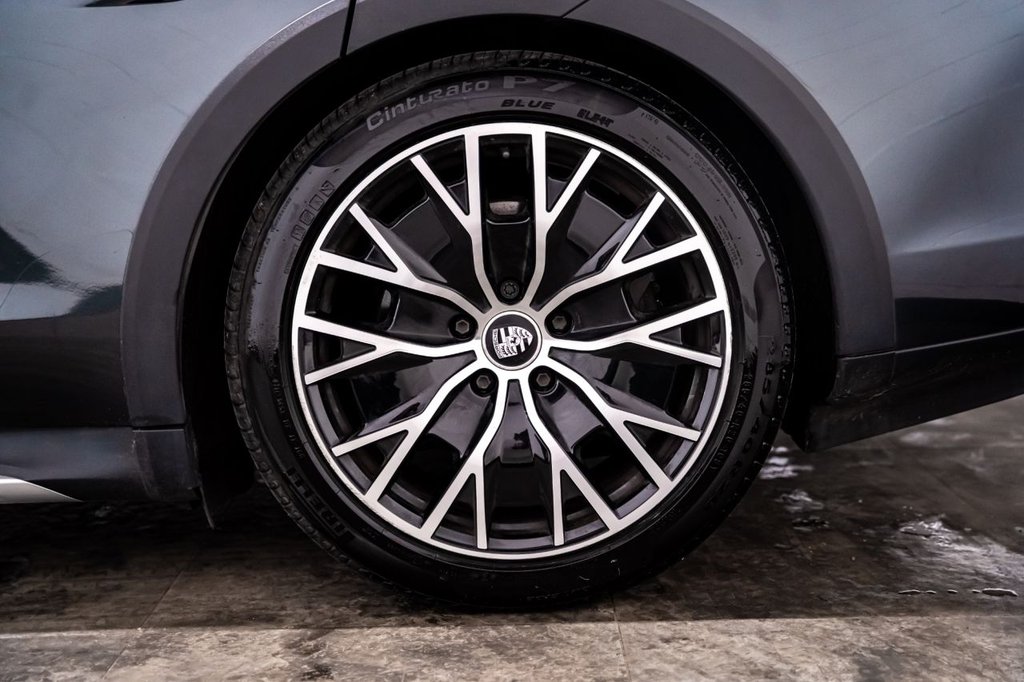 Used Porsche Taycan 2022 for sale - 78068360: Photo 44