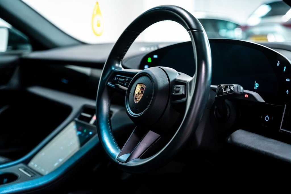 Used Porsche Taycan 2022 for sale - 78068360: Photo 7