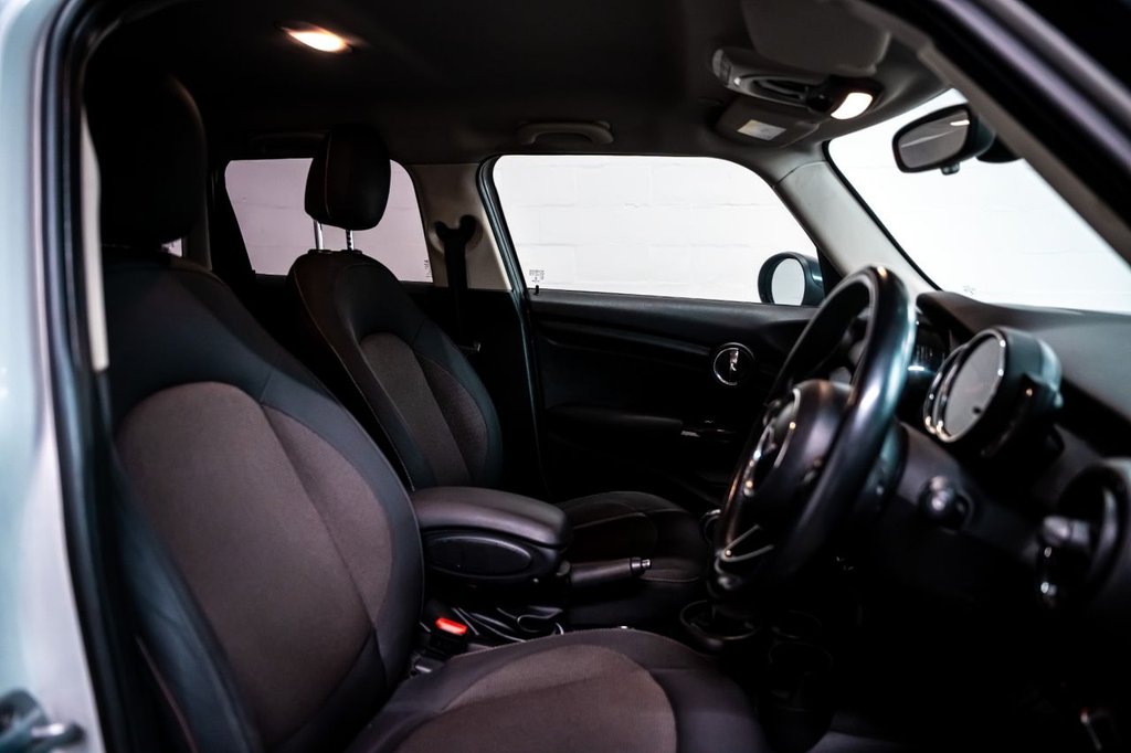 Used MINI Hatch 2017 for sale - 77477747: Photo 5