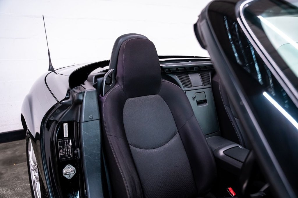 Used Mazda MX-5 2010 for sale - 77161547: Photo 4