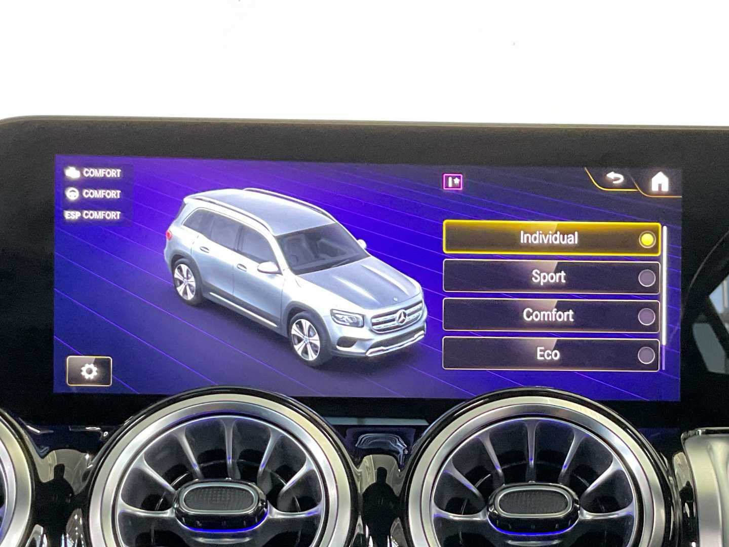 Vehicle 33