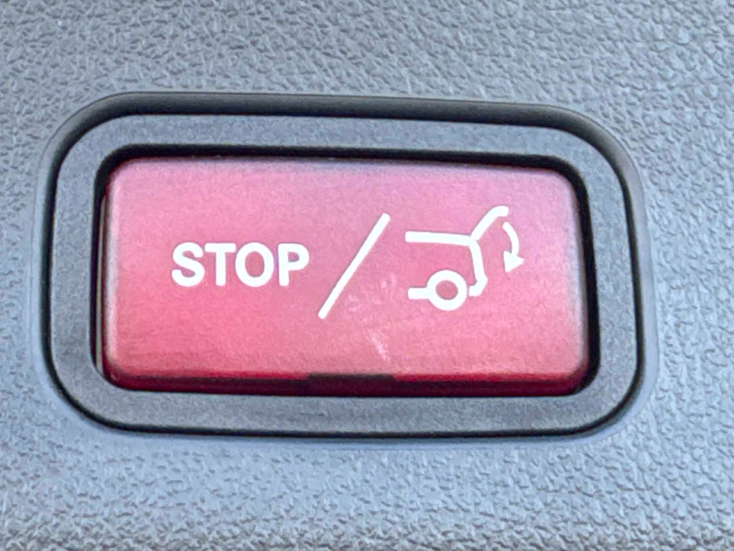 Used Mercedes-Benz GLC 2024 for sale - 76668960: Photo 13