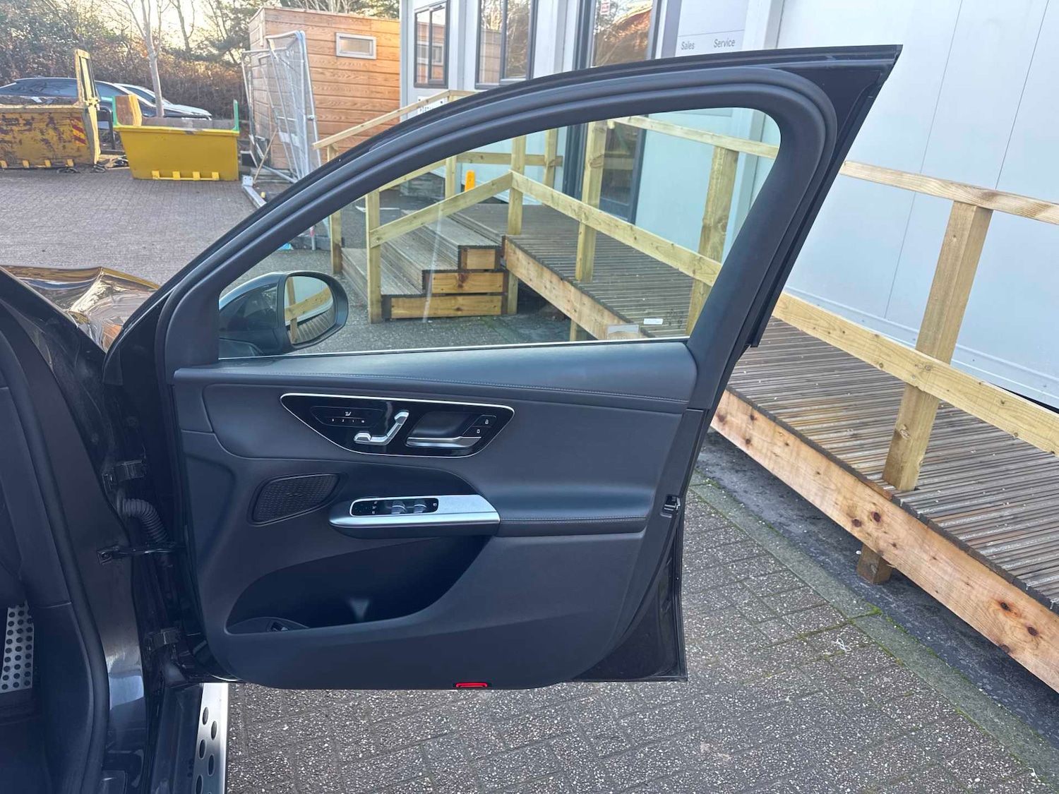 Used Mercedes-Benz GLC 2024 for sale - 76668960: Photo 14