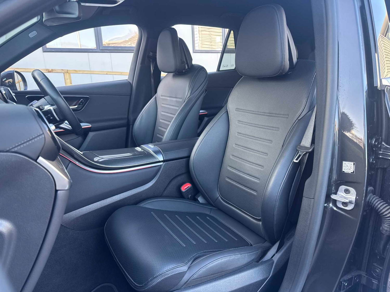 Used Mercedes-Benz GLC 2024 for sale - 76668960: Photo 23