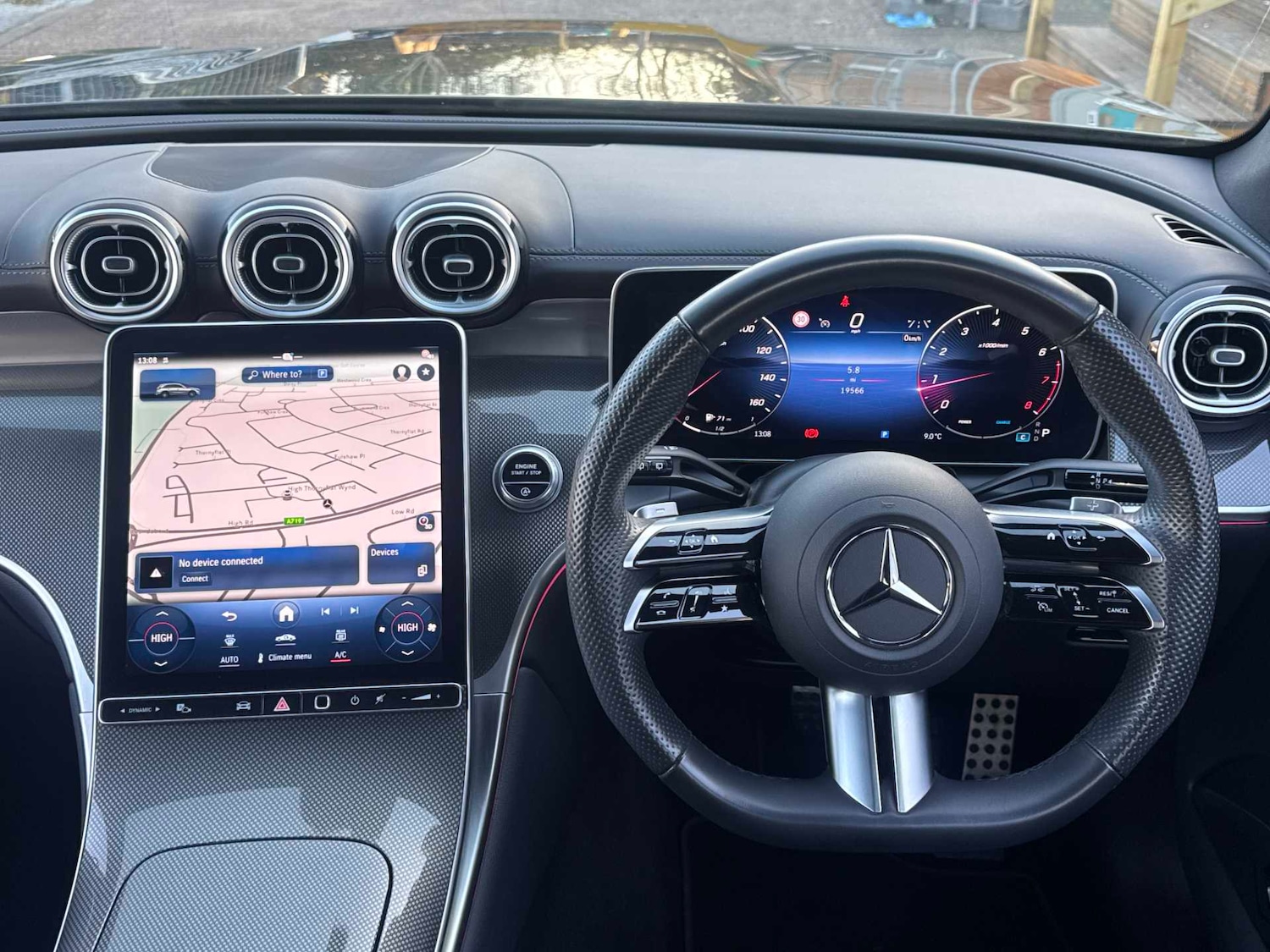 Used Mercedes-Benz GLC 2024 for sale - 76668960: Photo 26