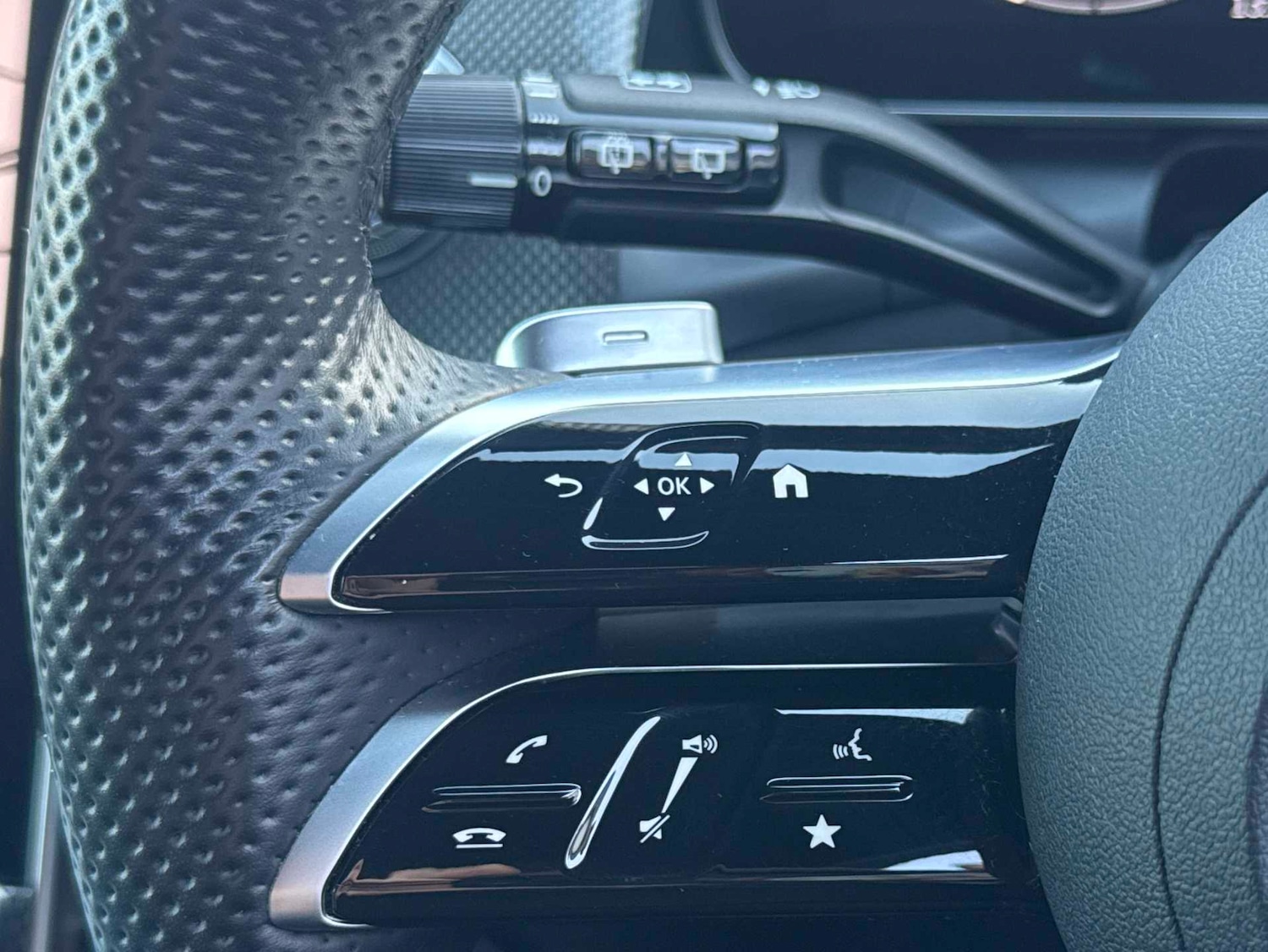 Used Mercedes-Benz GLC 2024 for sale - 76668960: Photo 28