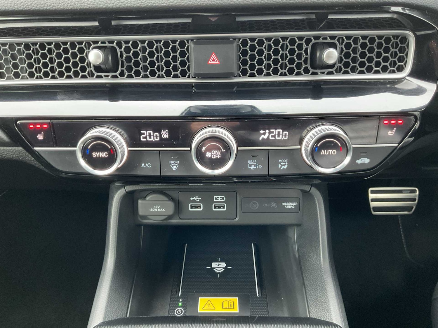 Used Honda Civic 2022 for sale - 76156037: Photo 30