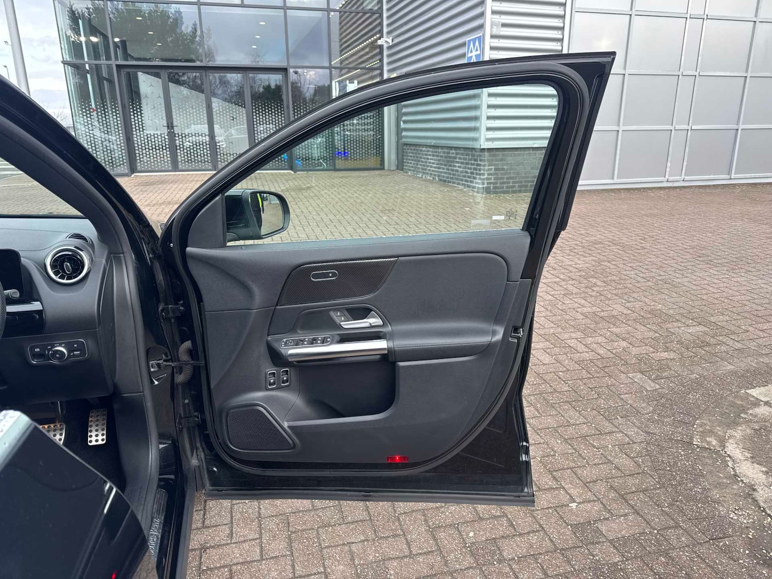 Used Mercedes-Benz GLA 2021 for sale - 77397941: Photo 14