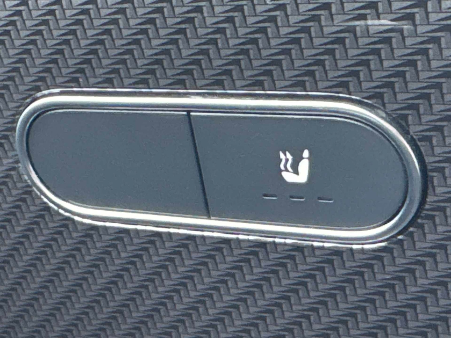 Used Mercedes-Benz GLA 2021 for sale - 77397941: Photo 30