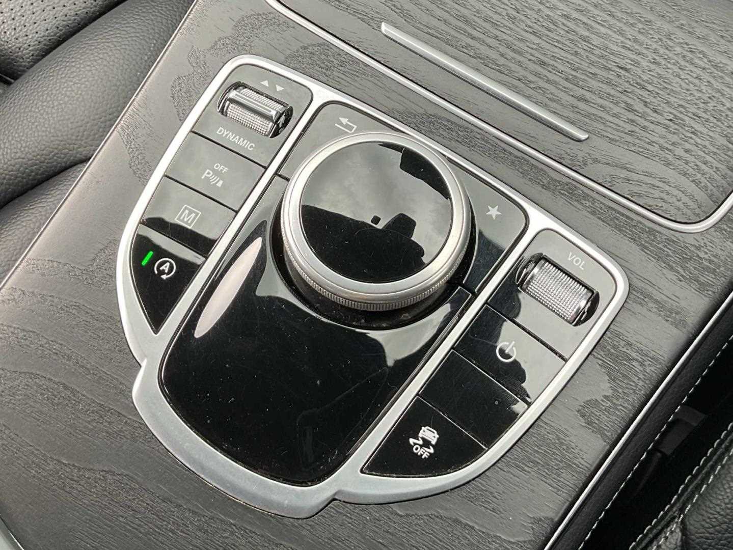 Vehicle 33