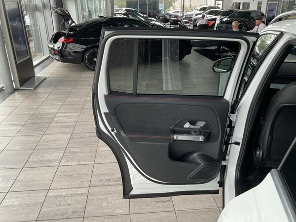Used Mercedes-Benz GLB 2022 for sale - 75417963: Photo 17