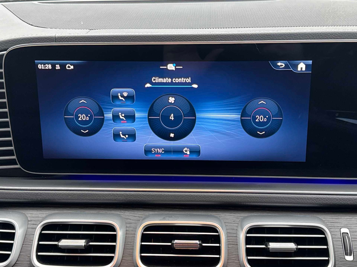 Used Mercedes-Benz GLE 2023 for sale - 76624722: Photo 34