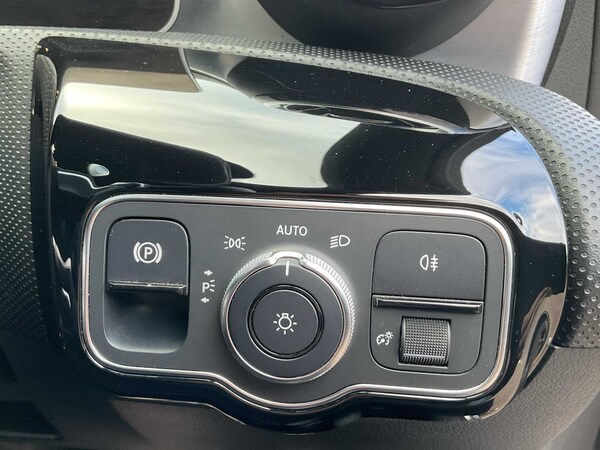 Used Mercedes-Benz A-Class 2019 for sale - 76034677: Photo 29