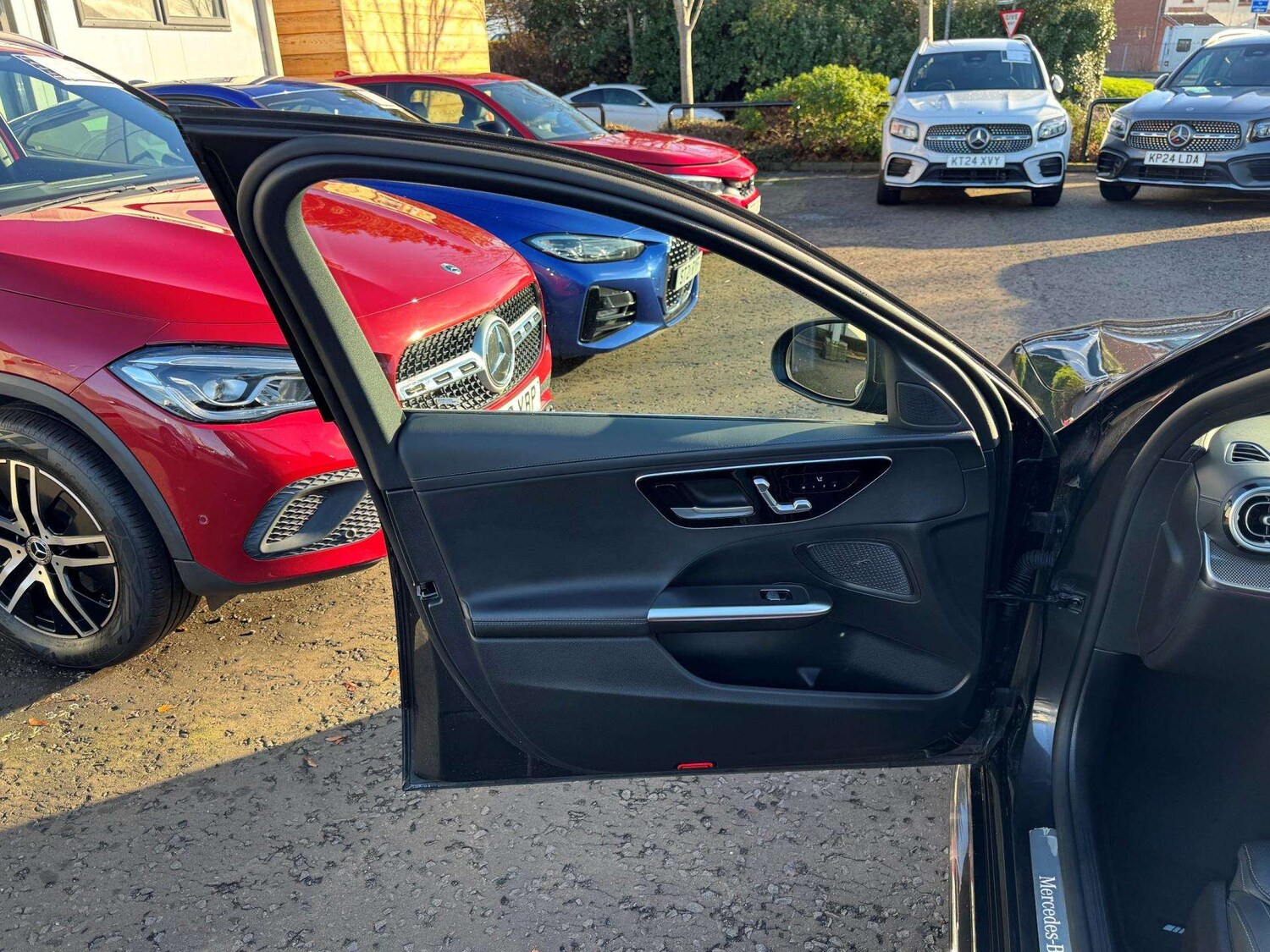 Used Mercedes-Benz C Class 2024 for sale - 76501961: Photo 17