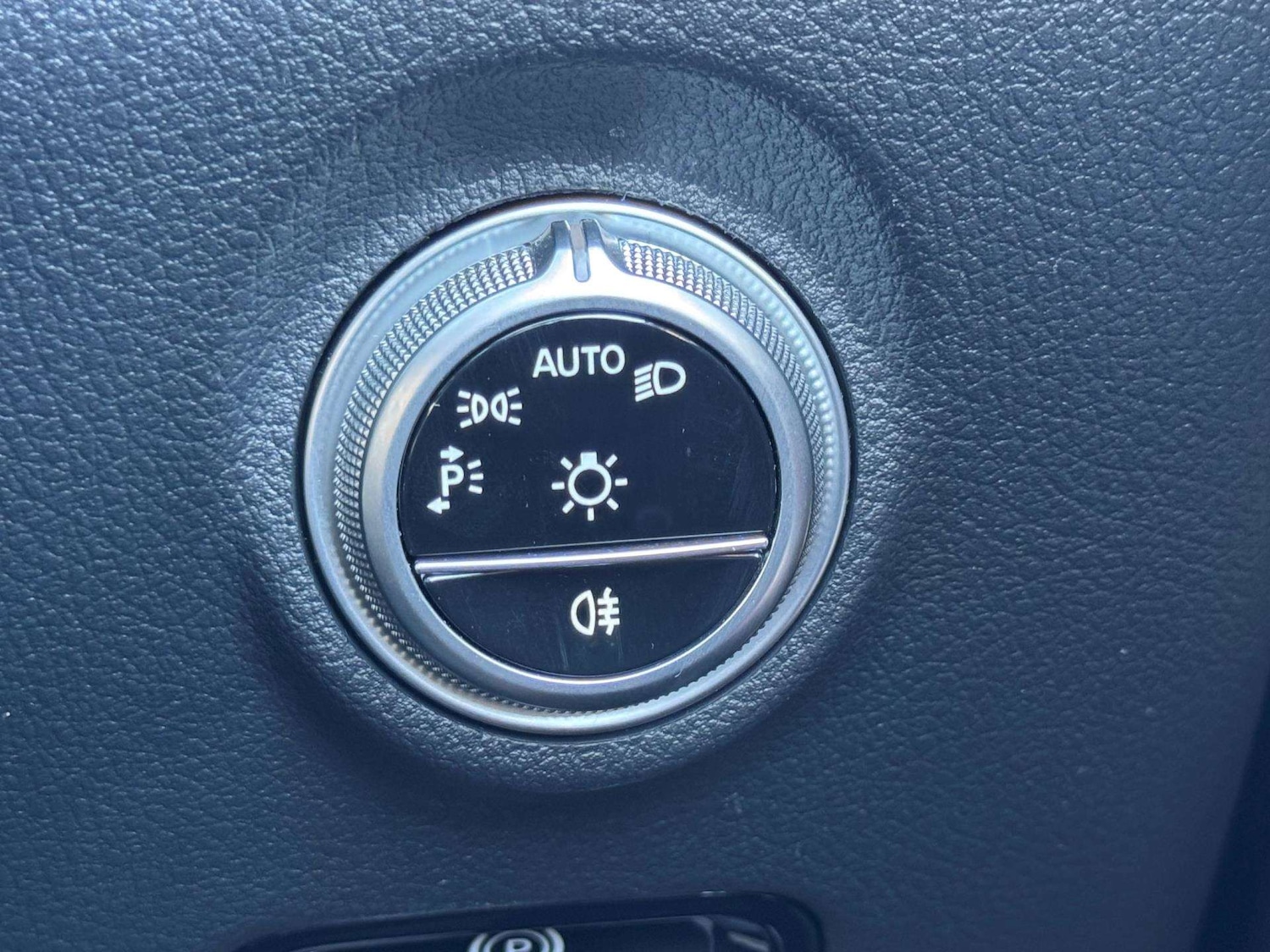 Used Mercedes-Benz C Class 2024 for sale - 76501961: Photo 32