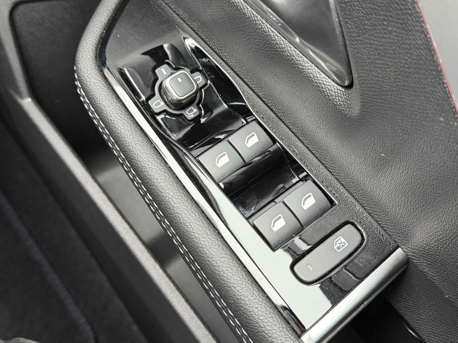 Used Vauxhall Astra 2025 for sale - 77601404: Photo 33