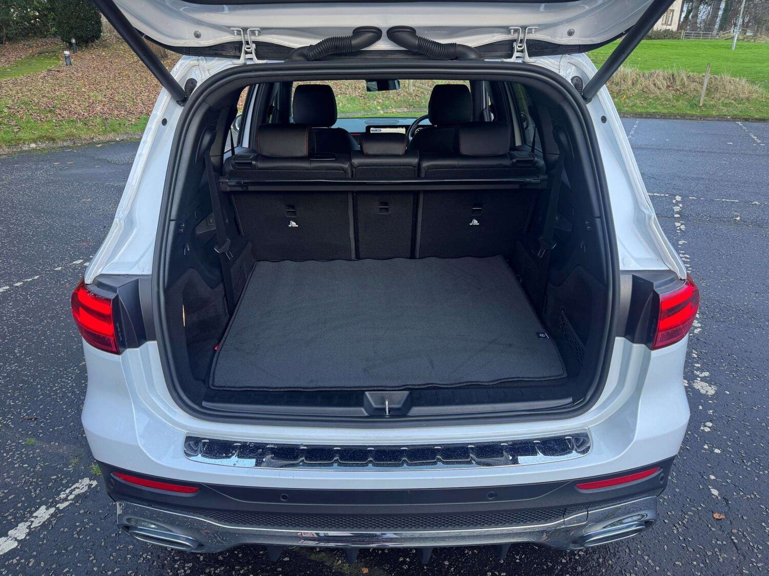 Used Mercedes-Benz GLB 2024 for sale - 76501894: Photo 12