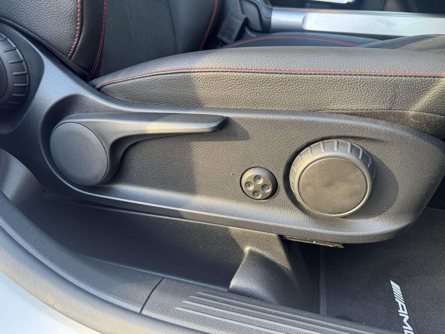 Used Mercedes-Benz GLB 2024 for sale - 76501894: Photo 29