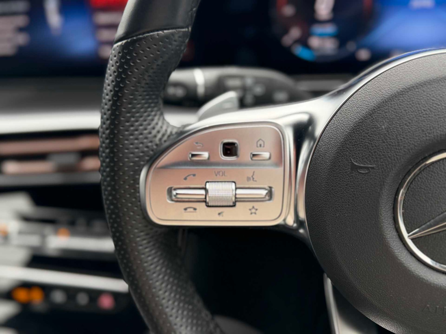 Used Mercedes-Benz EQC 2023 for sale - 77514363: Photo 27