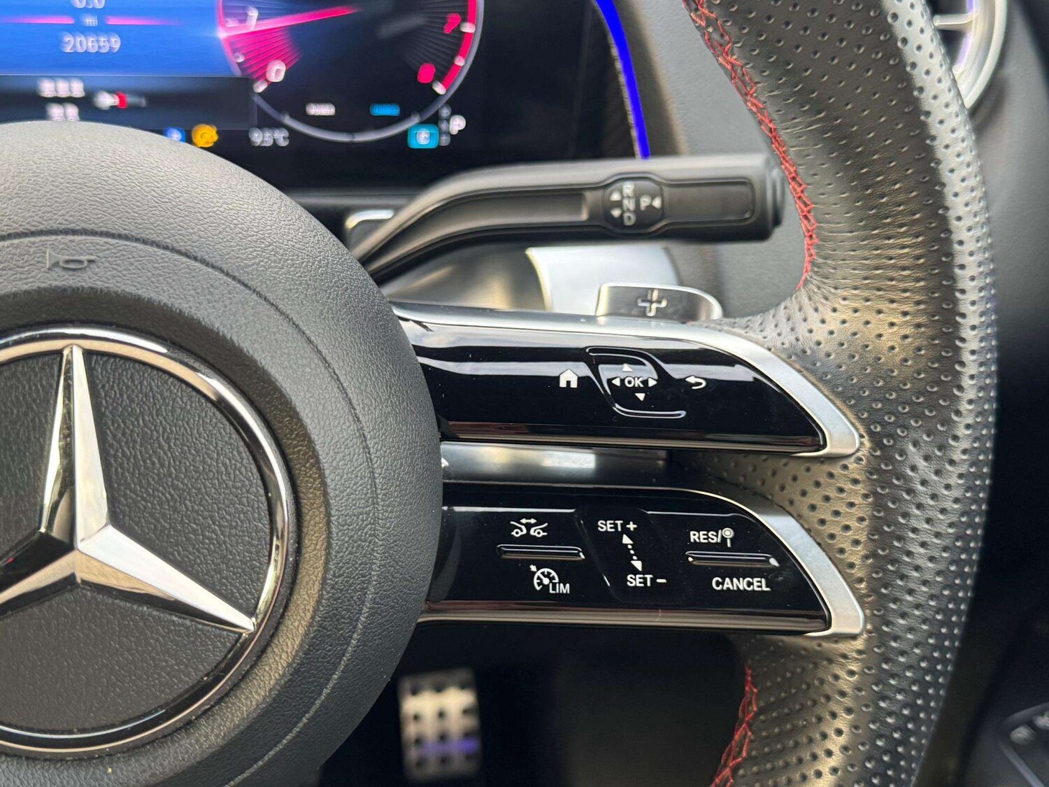 Used Mercedes-Benz GLB 2024 for sale - 76501936: Photo 28