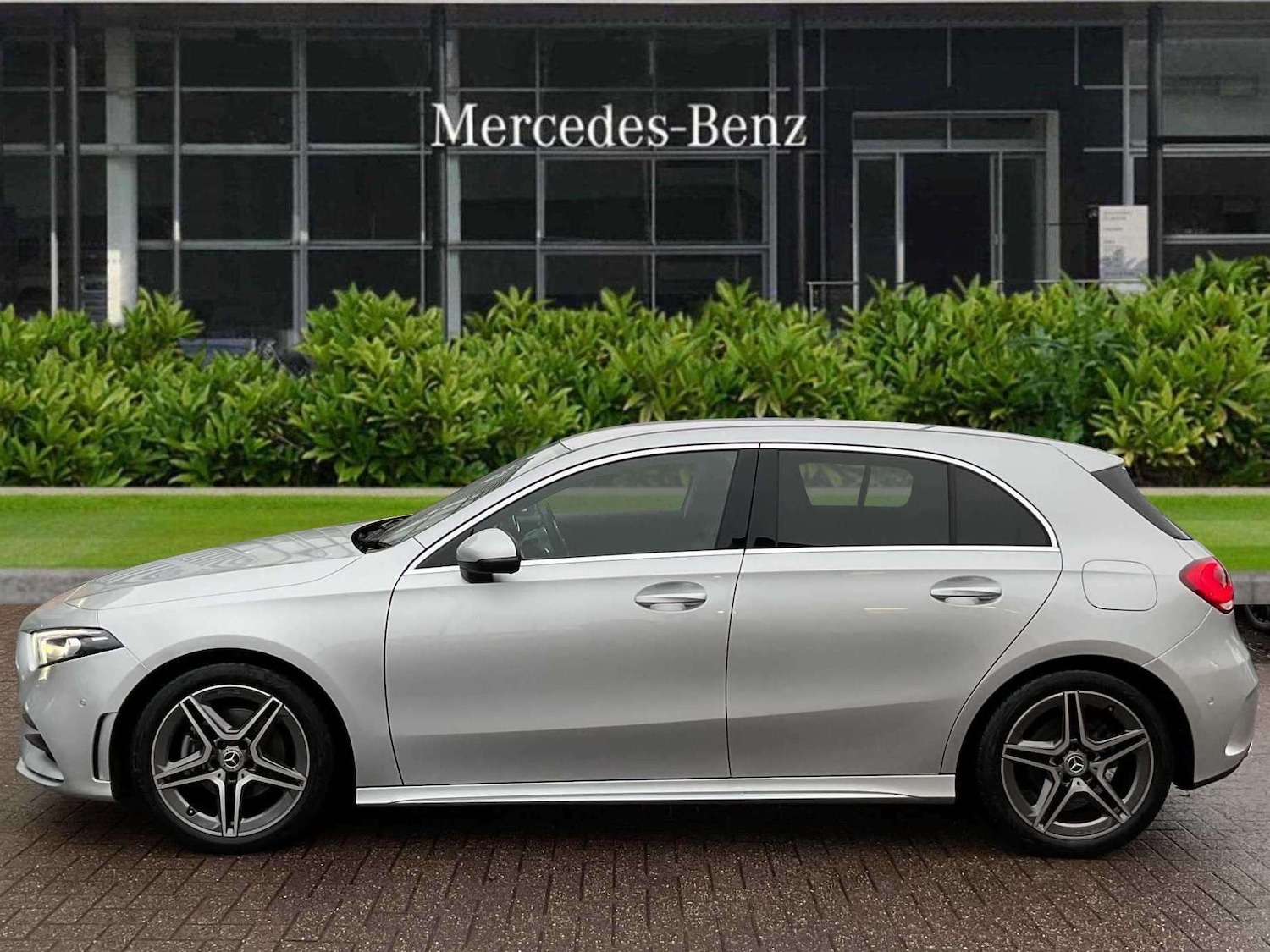 Used Mercedes-Benz A-Class 2021 for sale - 76435679: Photo 4