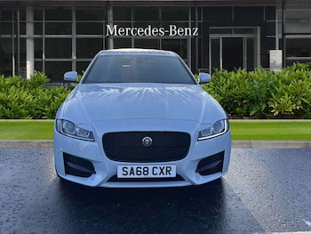Used Jaguar XF 2018 for sale - 77206477: Photo