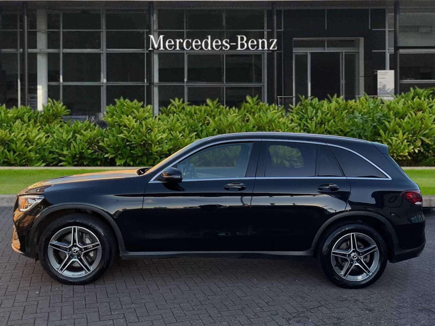 Used Mercedes-Benz GLC 2022 for sale - 76501808: Photo 9