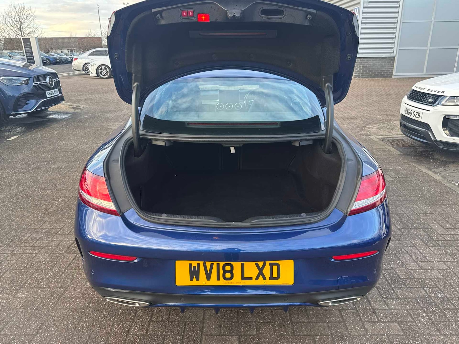 Used Mercedes-Benz C Class 2018 for sale - 77134876: Photo 12