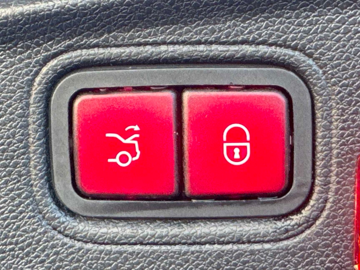 Used Mercedes-Benz C Class 2018 for sale - 77134876: Photo 13