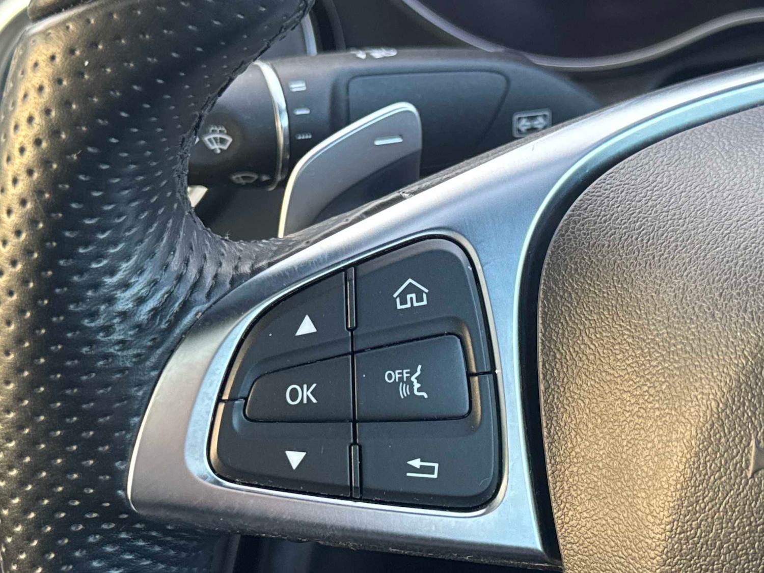 Used Mercedes-Benz C Class 2018 for sale - 77134876: Photo 25