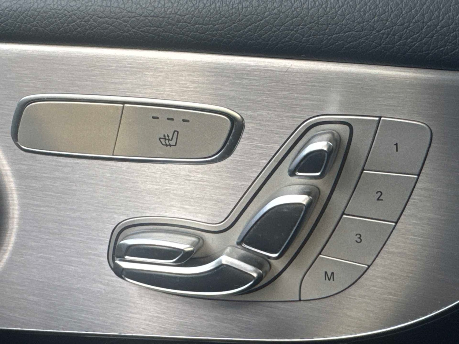 Used Mercedes-Benz C Class 2018 for sale - 77134876: Photo 32