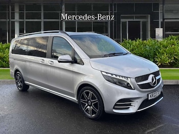 Used Mercedes-Benz V-Class 2023 for sale - 77540600: Photo