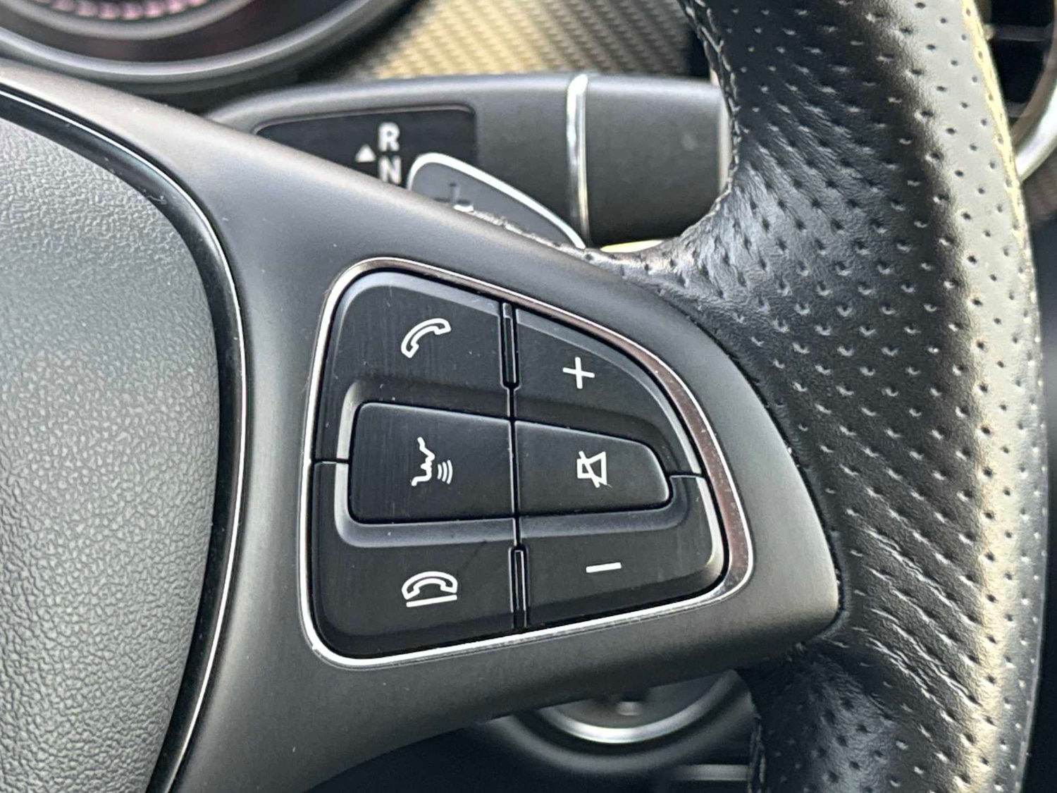 Used Mercedes-Benz V-Class 2023 for sale - 77540600: Photo 27