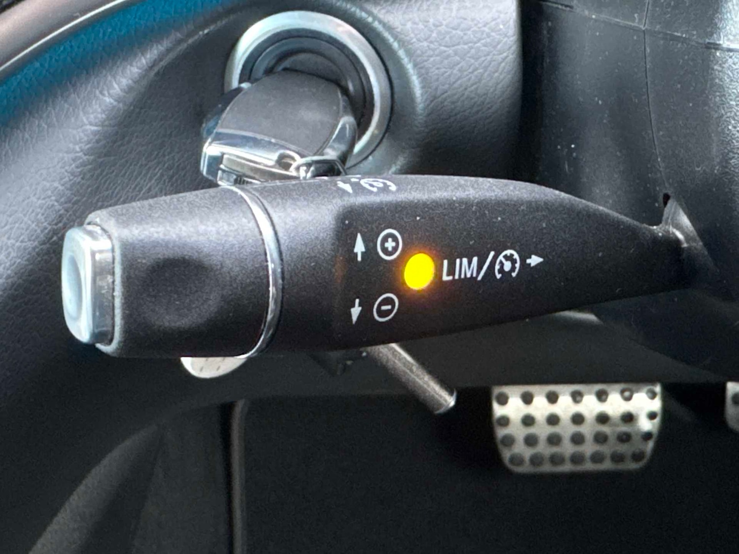 Used Mercedes-Benz V-Class 2023 for sale - 77540600: Photo 28