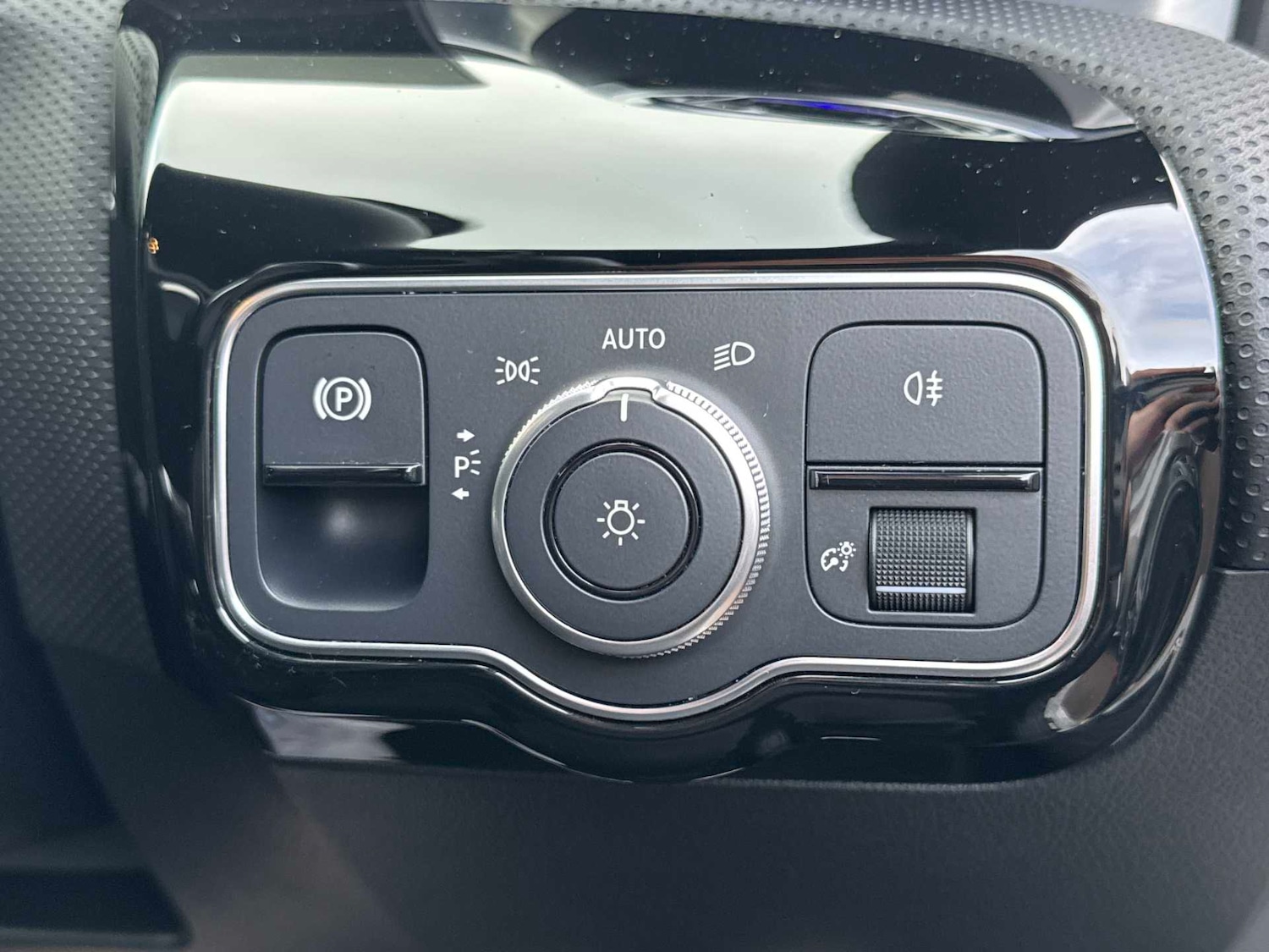 Used Mercedes-Benz CLA 2023 for sale - 76732263: Photo 32