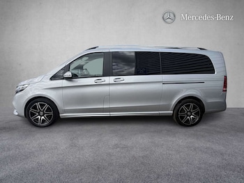 Used Mercedes-Benz V-Class 2023 for sale - 79486846: Photo