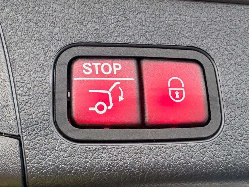 Used Mercedes-Benz GLB 2024 for sale - 76501839: Photo 12