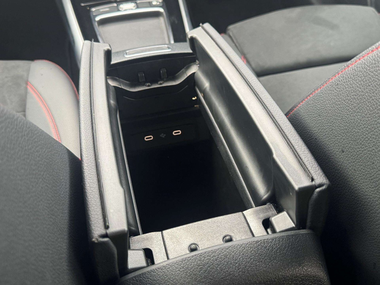 Used Mercedes-Benz GLB 2024 for sale - 76501839: Photo 19