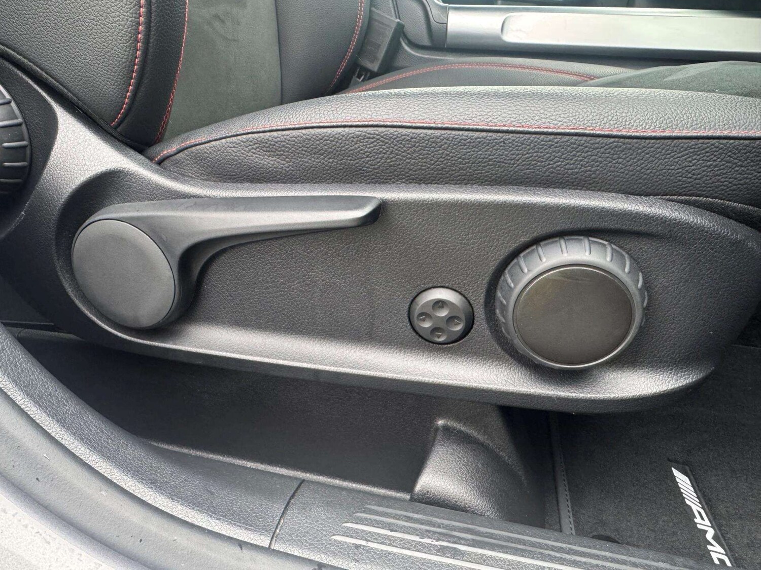 Used Mercedes-Benz GLB 2024 for sale - 76501839: Photo 29